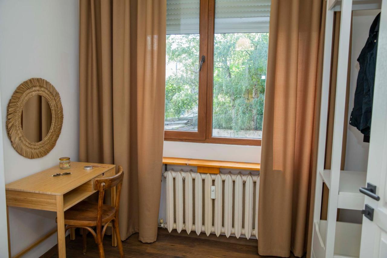 Central Sofia 3-Bedroom Apartment - Urban Art Gallery - Free Parking! Extérieur photo